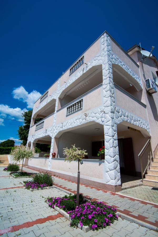 Apartments Ruzica Pinezići 外观 照片